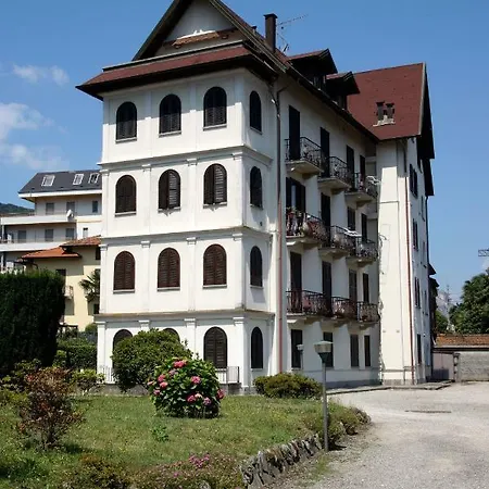 La Pineta Appartement Stresa